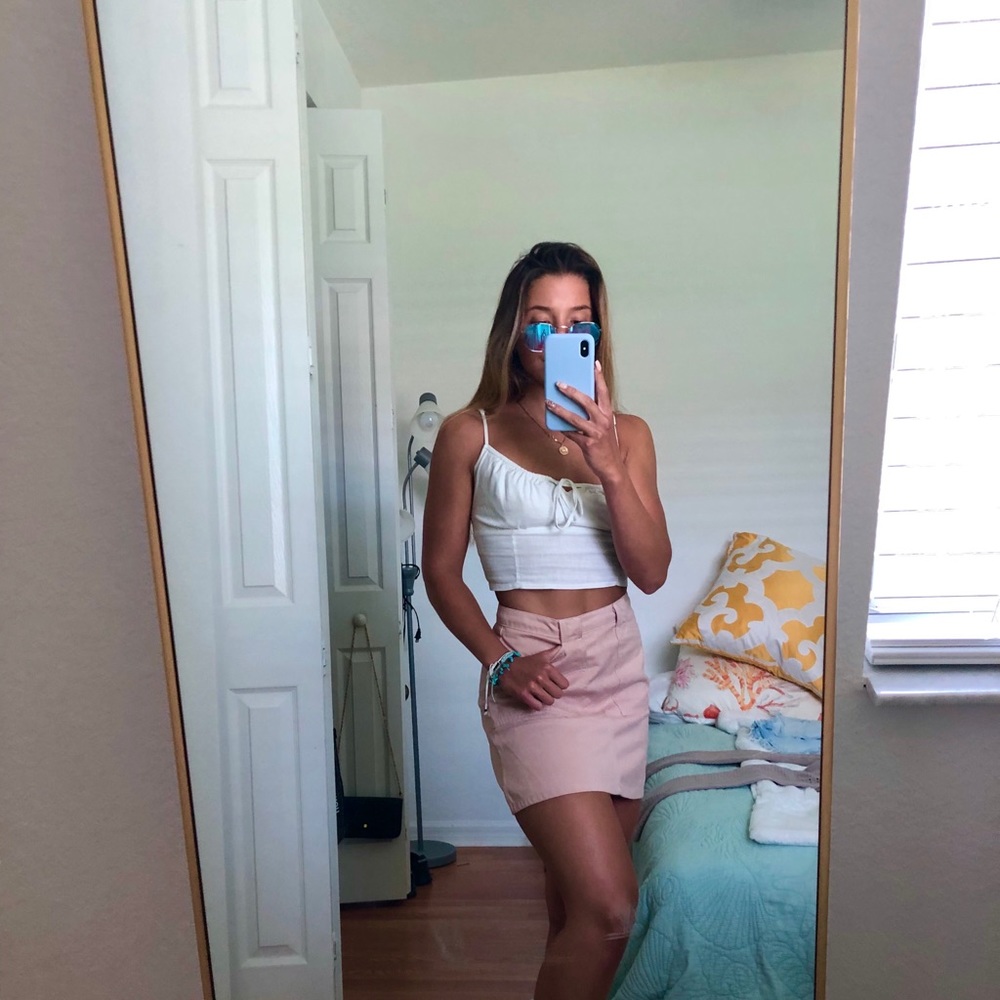 🌷pink skirt🌷 - Picture 2 of 4